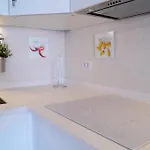 Cozy 1 Bedroom With Sunny Terrace, Beach & Center, Couples 로스크리스티아노스