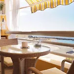 아파트 Cozy 1 Bedroom With Sunny Terrace, Beach & Center, Couples